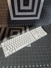 Apple Wireless Keyboard A1016 White English Layout w/ Numeric Keypad TESTED