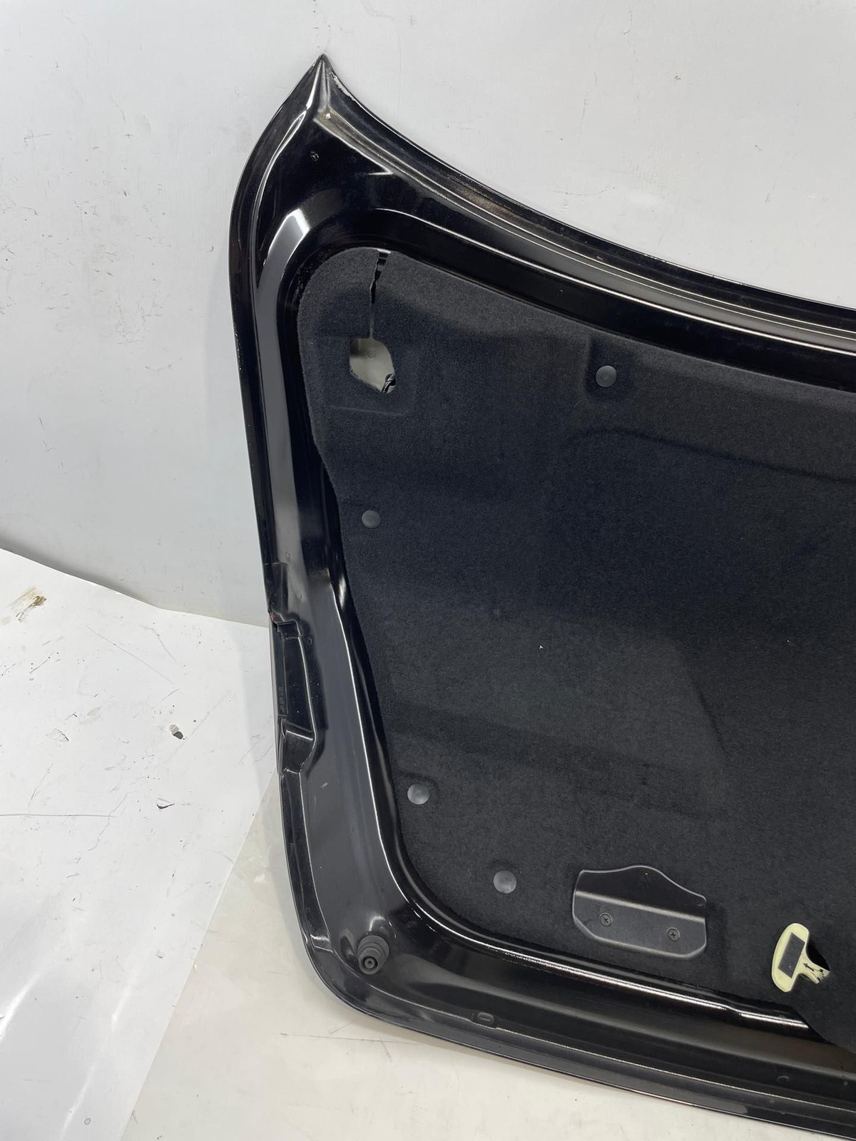 2014 Maserati Quattroporte S Trunk Lid W/ Light Camera Dirt In Paint Black OEM