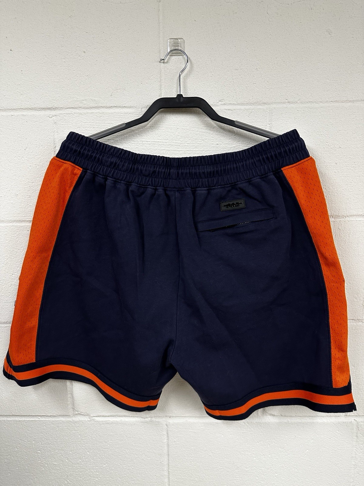 Chicago Bear NFL Pro Standard Embroidered Chenille Shorts Men’s Size 2XL