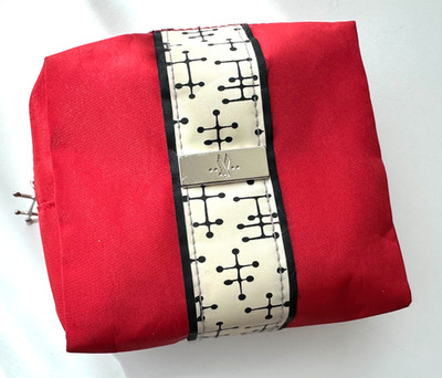 Vintage AMERICAN AIRLINES EAMES Dot Pattern RED Amenity Travel Small Satchel Bag