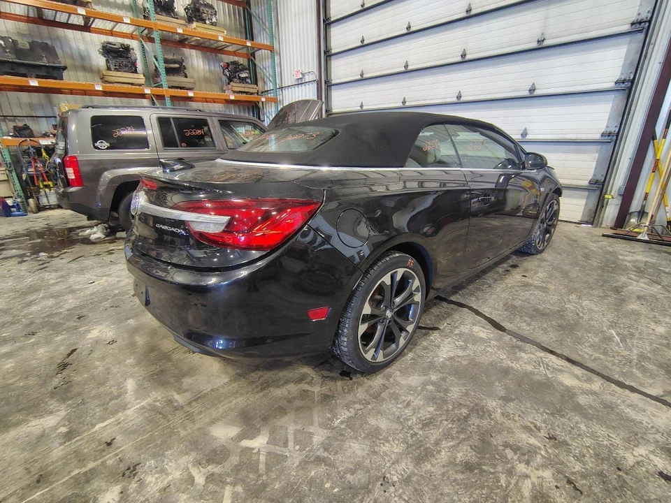 16 - 19 BUICK CASCADA Alternator E873274 - Image 4 of 4