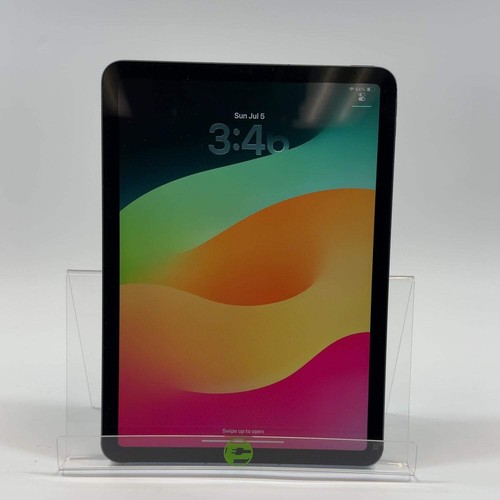Broken Unlocked Apple iPad Air 5th Gen 256GB 26.5.2 MM733LL/A Cracked screen