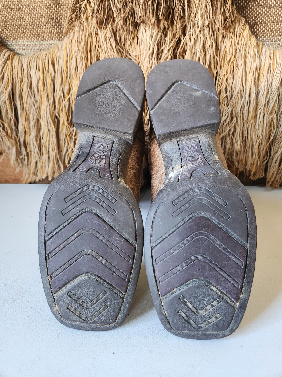 Ariat  Quickdraw 11"  Distressed Square Toe Cowbo… - image 6