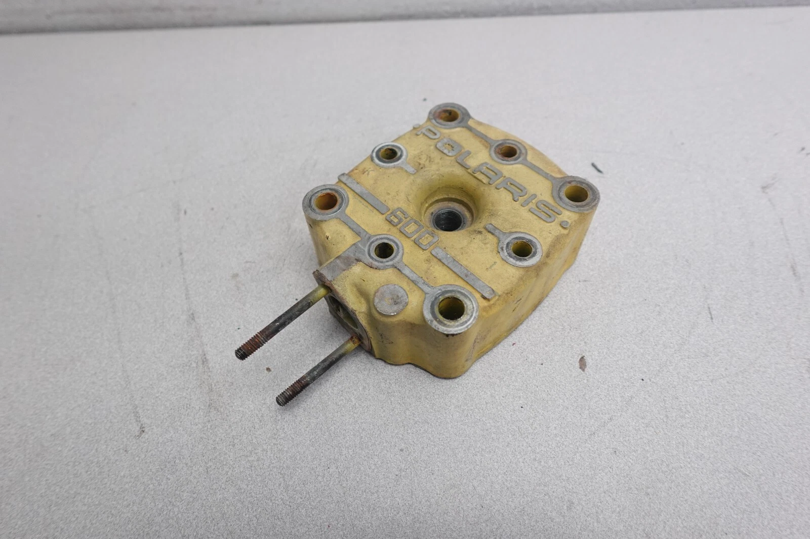 1984-1985 Polaris INDY 600 Snowmobile OEM Engine Cylinder Head YELLOW