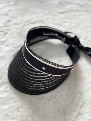 NWT! ? CHANEL Sun Visor CC gold Logo Mark Black White M  display picture 2