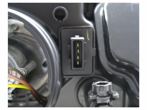 V70/XC70 96-00 Guide LED Halo Projector W/Corner Lamp Headlight BK for VOLVO RHD - Picture 5 of 7