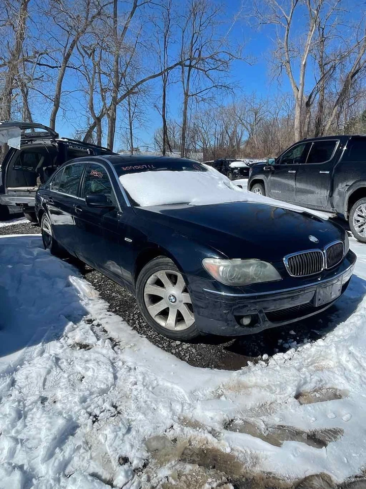 Б/у компрессор кондиционера подходит: 2008 Bmw 750I класса A - Изображение 2 из 4