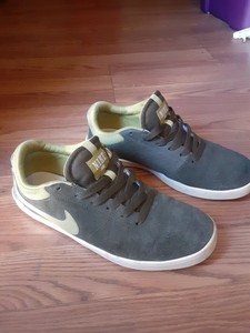 neon green nike shoes womens