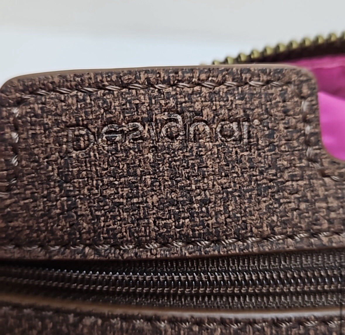 Desingual multiprint sling bag - image 9