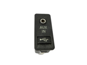 Aux und USB Adapter Buchse Schnittstelle für BMW E81 1er 118i LCI 07-13 9129651