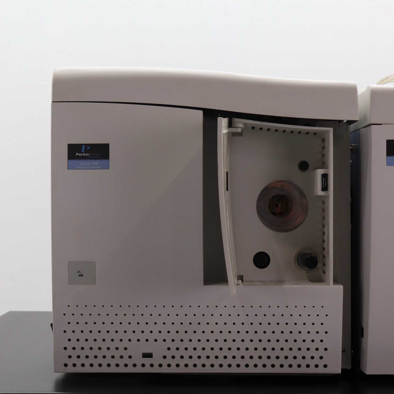 PerkinElmer Clarus 500 Mass Spectrometer N6519100