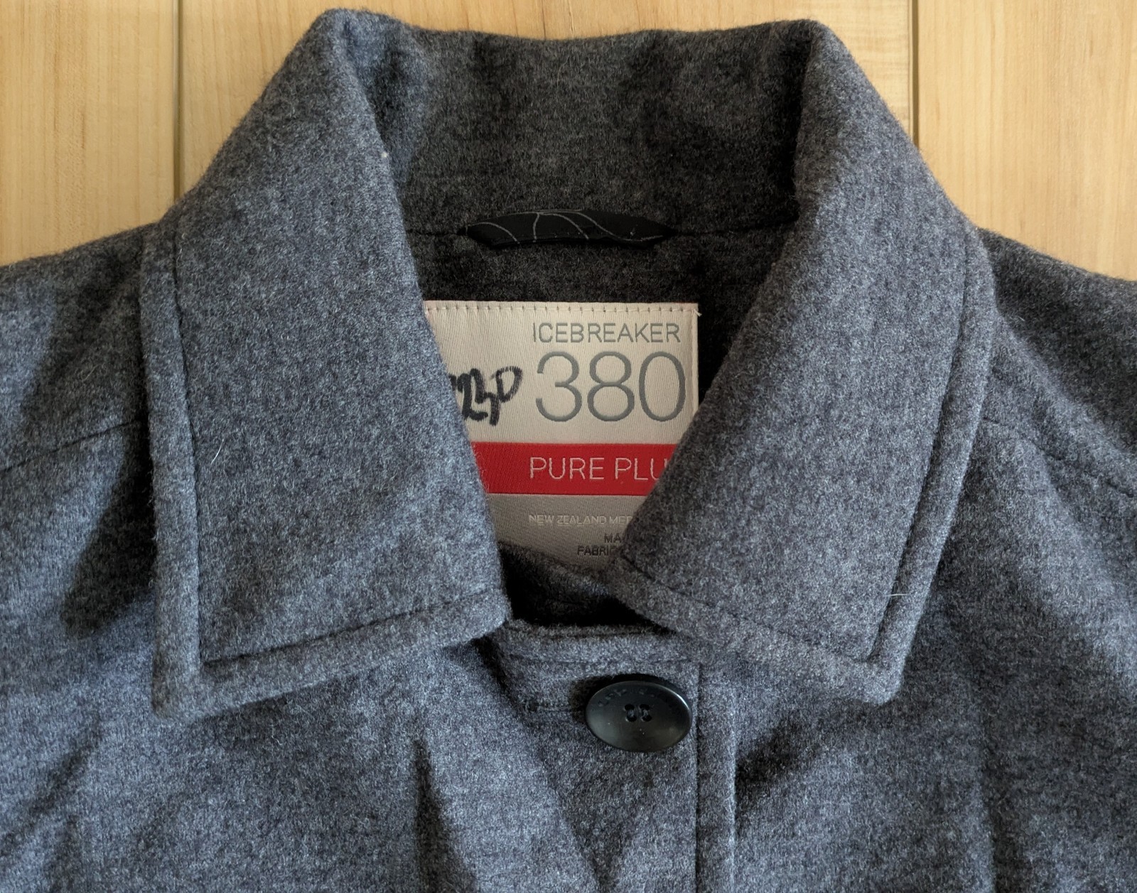 Icebreaker Women's Medium Merino Wool Full Zip Button Coat - Gray image 4