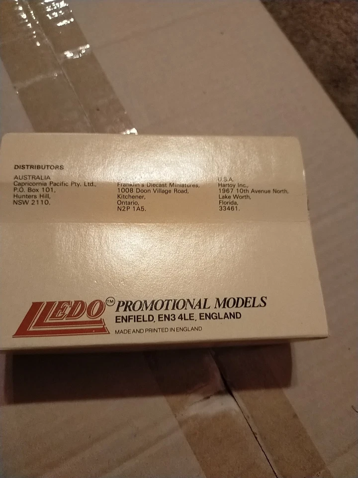 Lledo Dennis Van Anchor Butter and Cheese Promotional Days Gone Boxed - Image 3 of 3