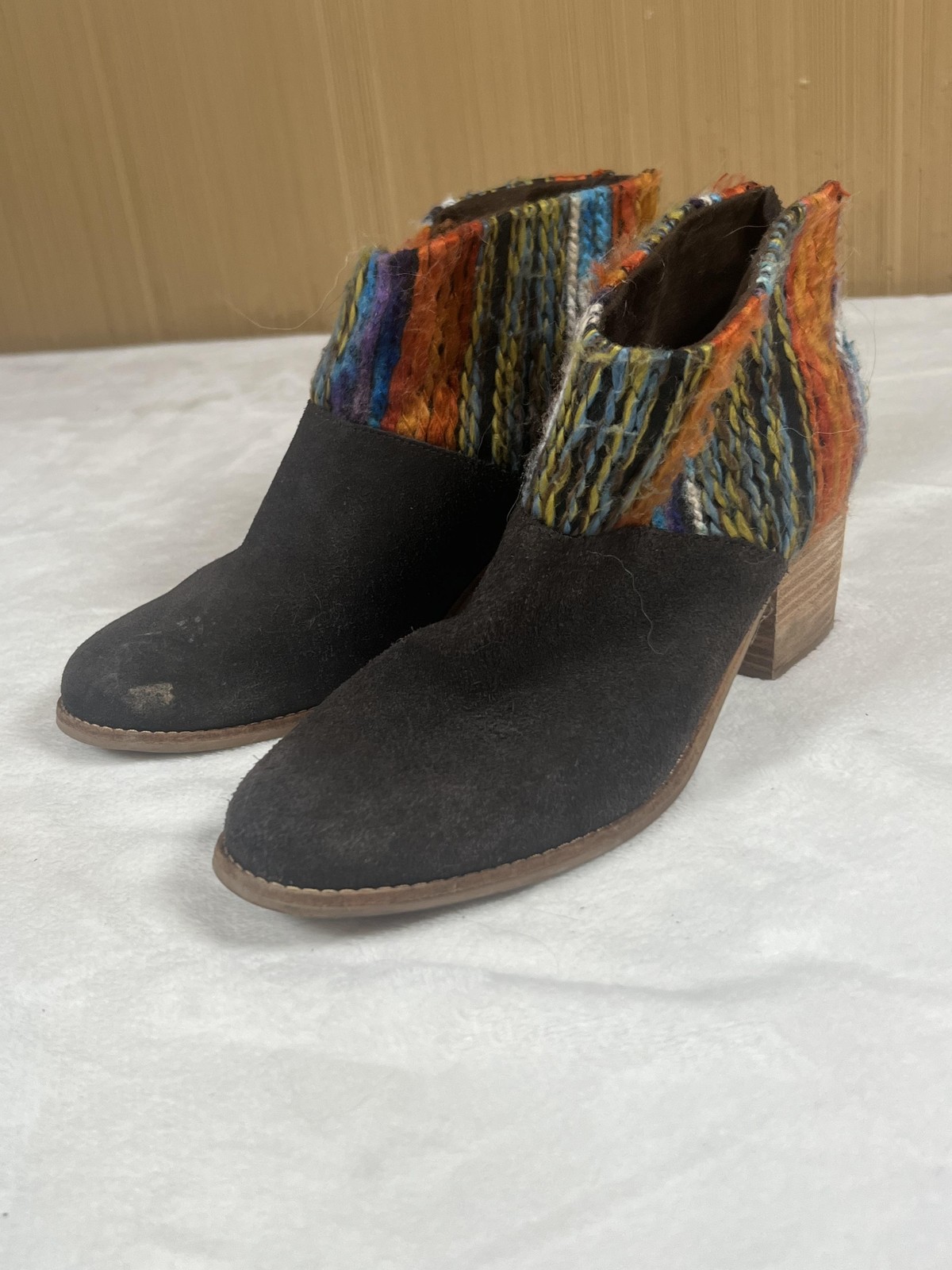 TOMS Booties Womens Size 8.5 Black Suede Multicolor Knit Ankle Block Heel Boho