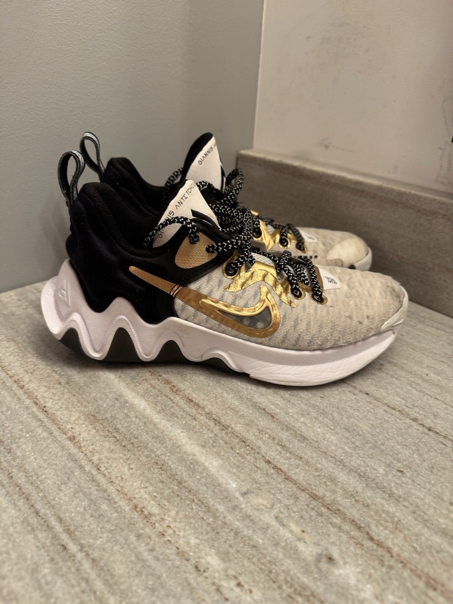 Size 6 - Nike Giannis Immortality Championship for sale  display picture 2