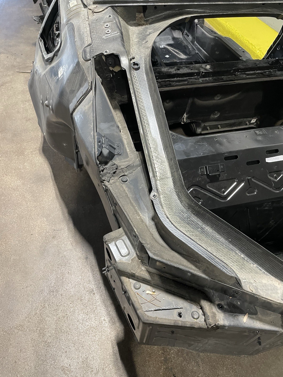 2014-2020 BMW i8 I12 Rear Left Quarter Panel Body Carbon Structure Cut OEM