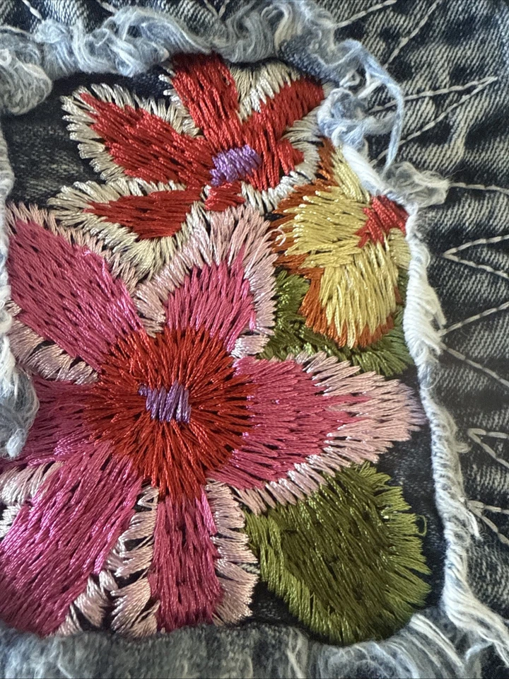 Falda boho bordada mini jean Mary Kate y Ashley para niñas talla 10 Foto 4 de 4