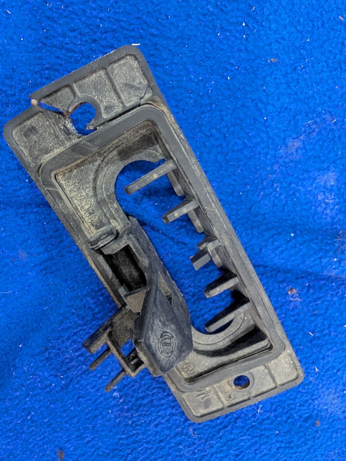 Maserati GranTurismo 2008-2017 Engine compartment lid handle P/N 80054800