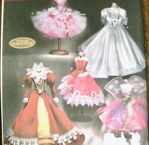 Barbie Doll Clothes Sewing Pattern Vintage Gowns Simplicity 5800 Uncut - Picture 2 of 4