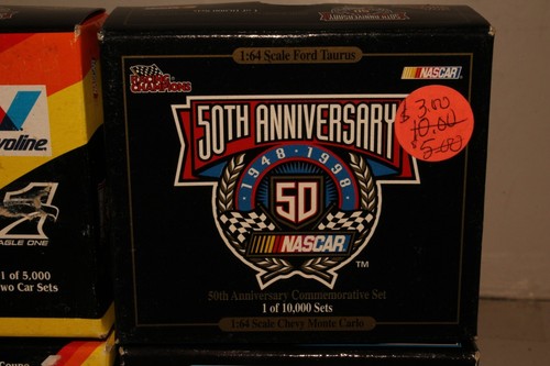 1:64 Scale Racing Champion Nascar Twin Pack Track Cars, Set of 4 in Tin Boxes - Picture 3 of 9