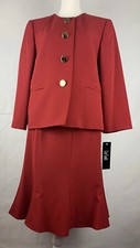 200 NWT Le Suit Women's Fire Red Four Button 2-Piece Skirt Suit Size 10