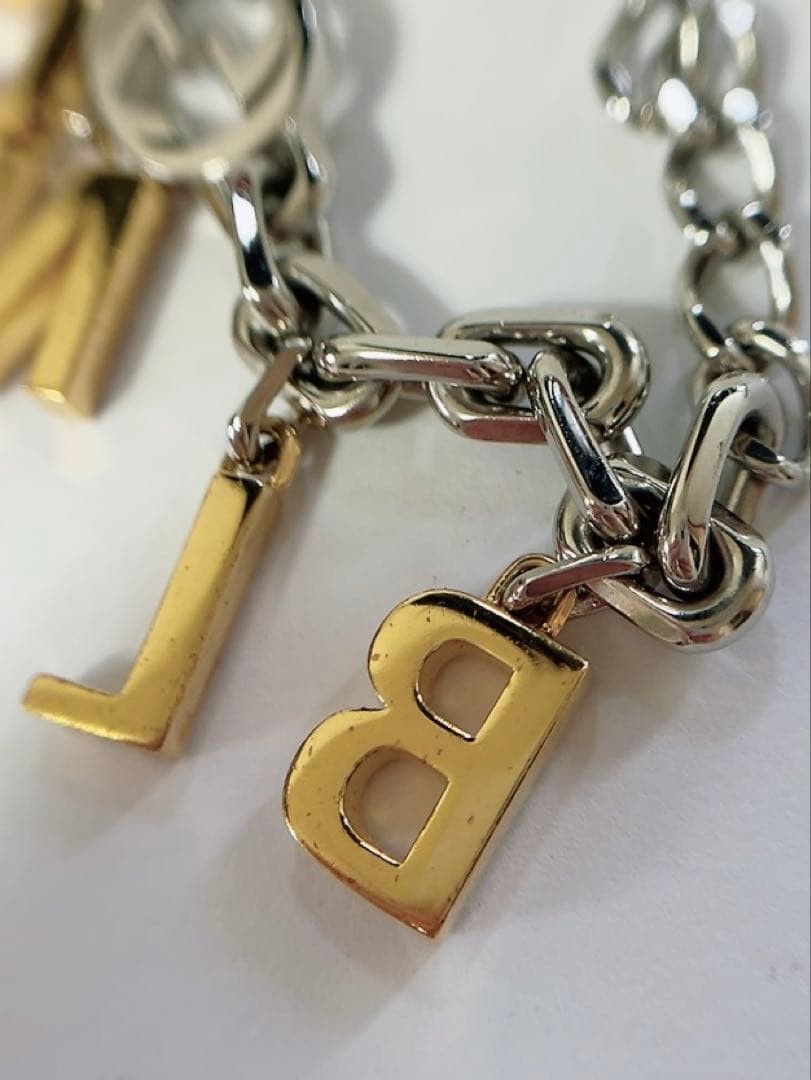 Gucci x Balenciaga Crystal Charm Bracelet Authentic Used thumbnail 7