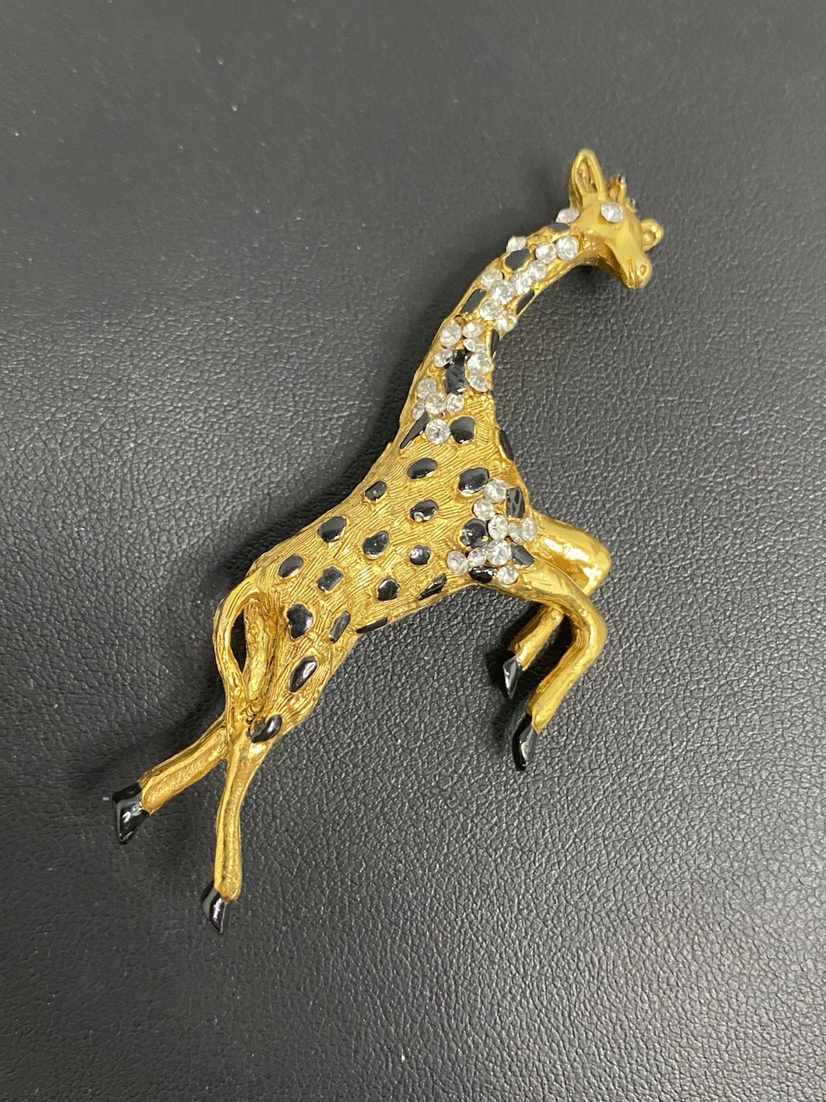 Vintage Giraffe Brooch Gold Tone Black Enamel Rhinestone Safari Animal READ
