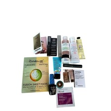 New 17 Piece Beauty Bundle Travel Case Travel sample sizes variety assortment