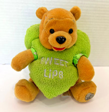 Disney Plush - Winnie the Pooh Valentines Day 2003 - Preowned - 6x7 Inches