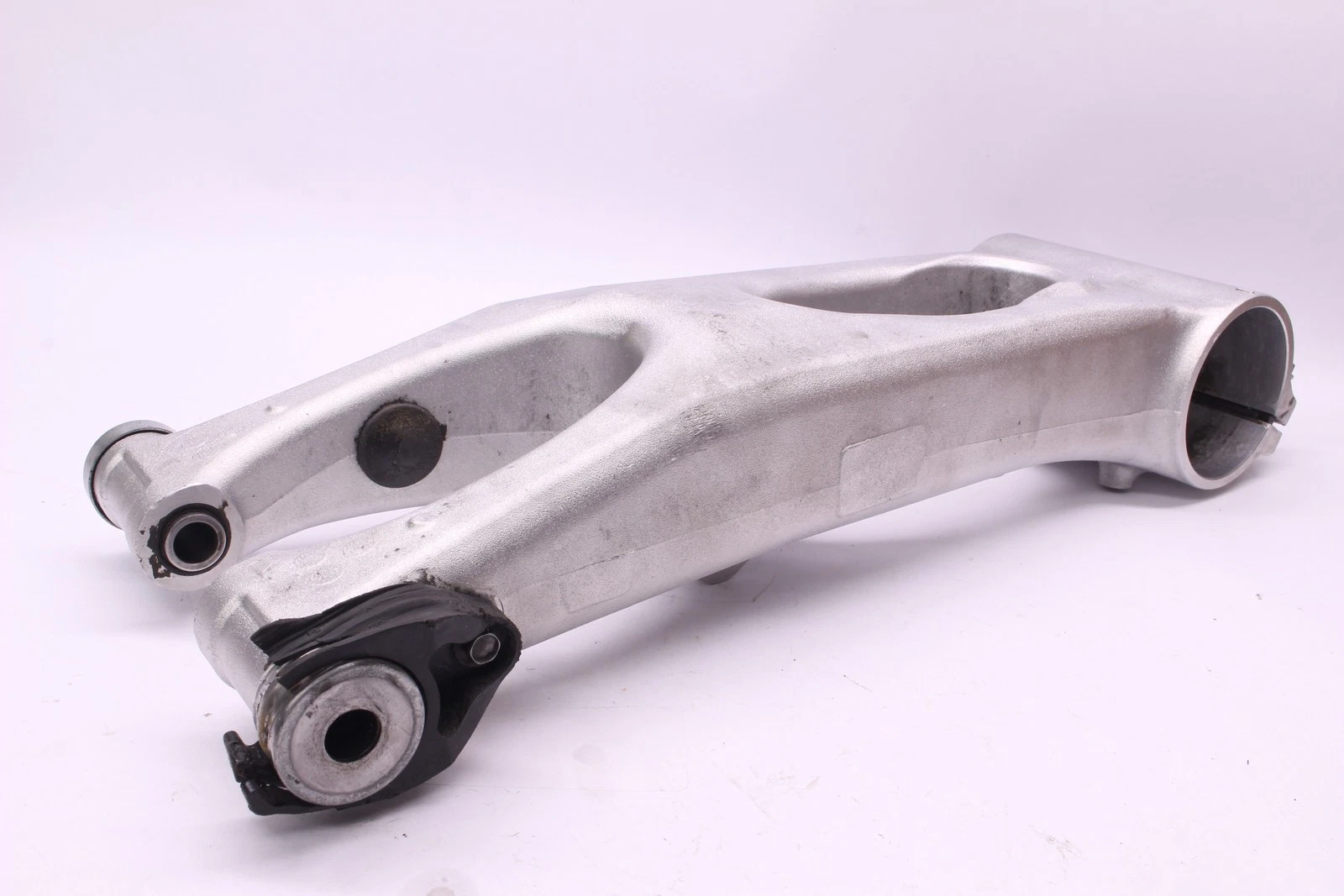 2006 Yamaha Yfz450 Rear Swingarm Back Suspension Swing Arm 5TG-22110-21-00