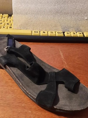 NEW ! Munro Meghan Sandal Women's Black Nubuck Toe Loop Size 7.5 N