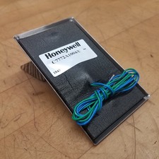 Honeywell C7772A1004/U Flush Wall Mount Temperature Sensor, 20K NTC, Nema 1