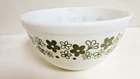VINTAGE Pyrex 402 SPRING BLOSSOM/CRAZY DAISY Mixing Bowl 1 1/2 QT