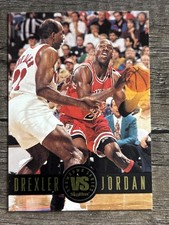 1993-94 Skybox Premium - Showdown Series Michael Jordan, Clyde Drexler #SS11