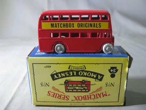 MATCHBOX ORIGINALS REEDICION Nº5 AUTOBUS ROJO RUEDAS PLATEADAS-DIE CAST METAL - Imagen 3 de 5