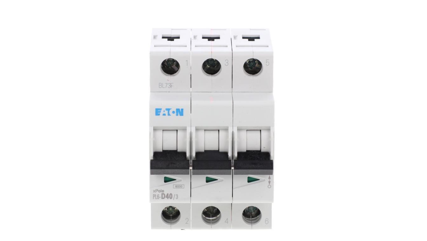 Circuit breaker 3P D 40A 6kA AC PL6-D40/3 286617 /T2UK
