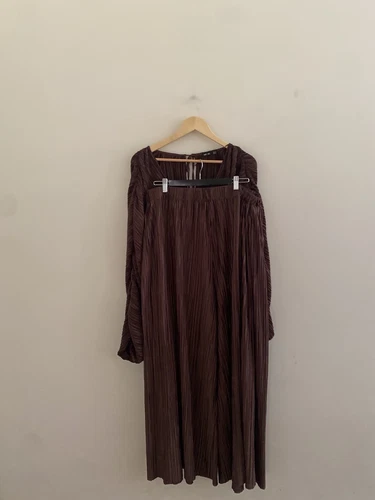 You And All Plus Size 22 Brown Crinkle Long Sleeve Top Pants Coordinate Set  - Picture 1 of 9