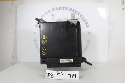 TMB46 Toyota Tundra 2007-10 CABIN Fuse Box Relay Junction Unit Module 1F8 719 B5