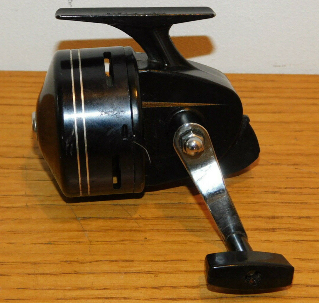 Ancien Moulinet Pêche – Made In Japan – Marque Mitchell – Bon état