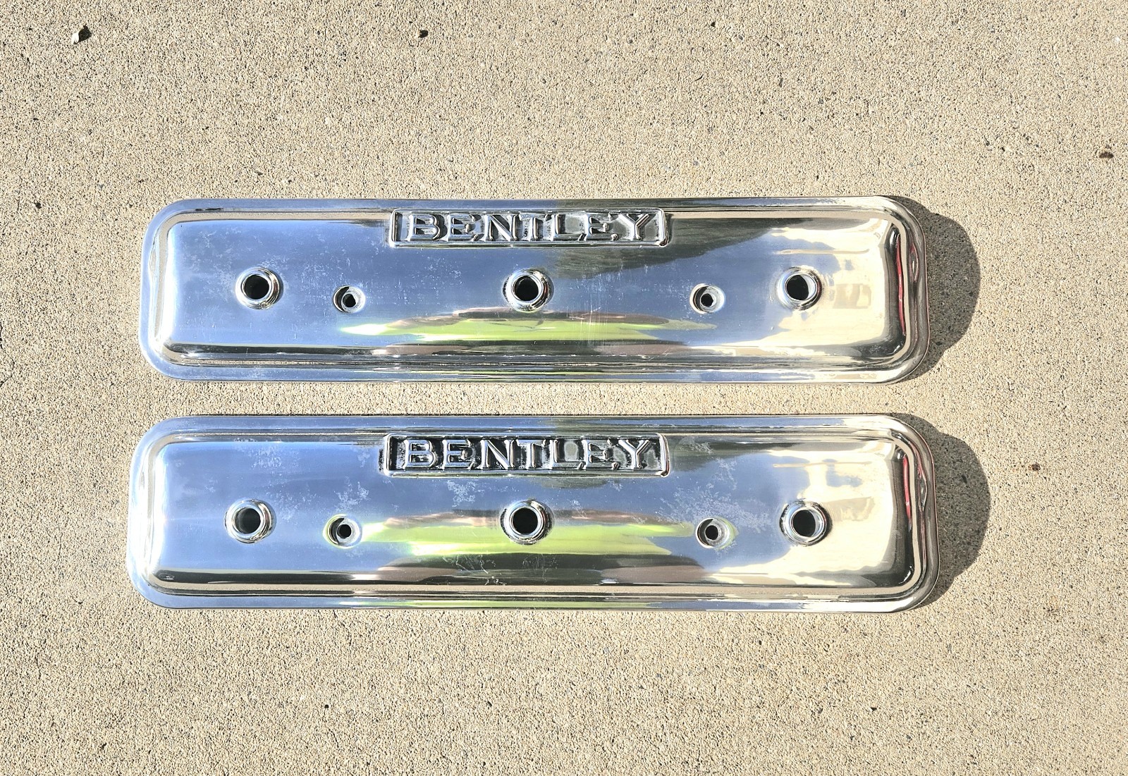 Bentley V8 Polished Valve Covers