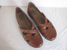 Clarks Woman's Size 7 Bendables Leather Slip On Shoes