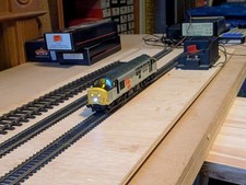 BACHMANN CLASS 37 32-384 RAILFREIGHT 'THE SALTIRE SOCIETY' DIESEL LOCOMOTIVE