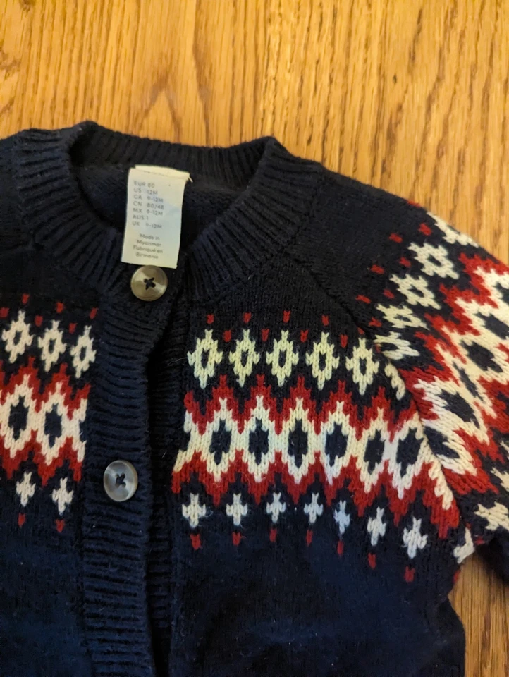 Suéter H&M Bebé 12 Meses Abotonado Manga Larga Vacaciones de Navidad  Foto 3 de 4