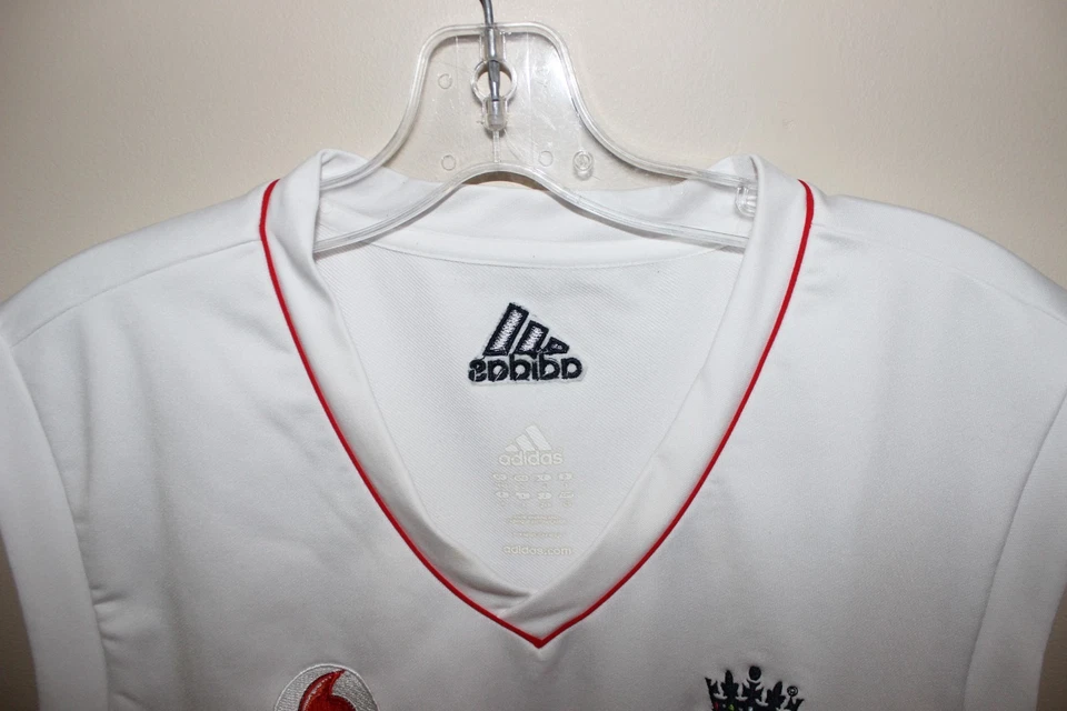 mint Adidas ENGLAND 2008 Cricket Sleeveless Vest not jersey shirt Vodafone - Image 3 of 4