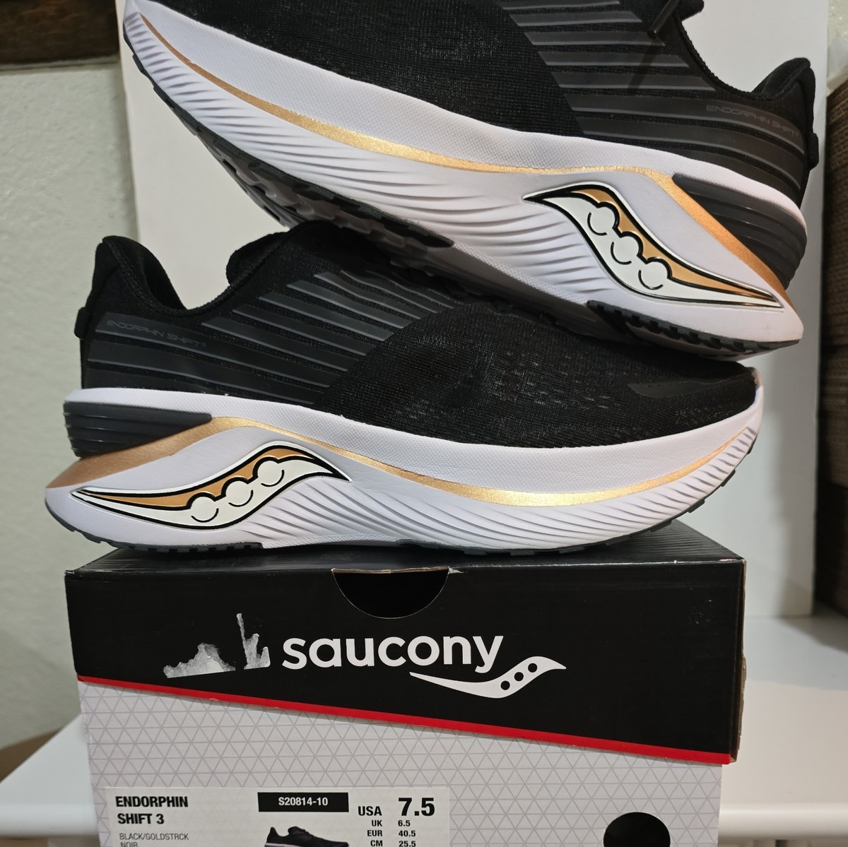 Size Saucony Endorphin Shift Low Black for sale online
