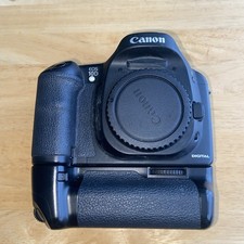 Canon EOS 10D 6.3MP Digital SLR Camera