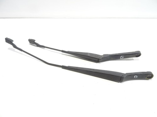 RUITENWISSERARM VOOR Skoda Superb (3TAA) Hatchback 1.8 TSI 16V (CDAA) 3T1955410A - Afbeelding 1 van 3