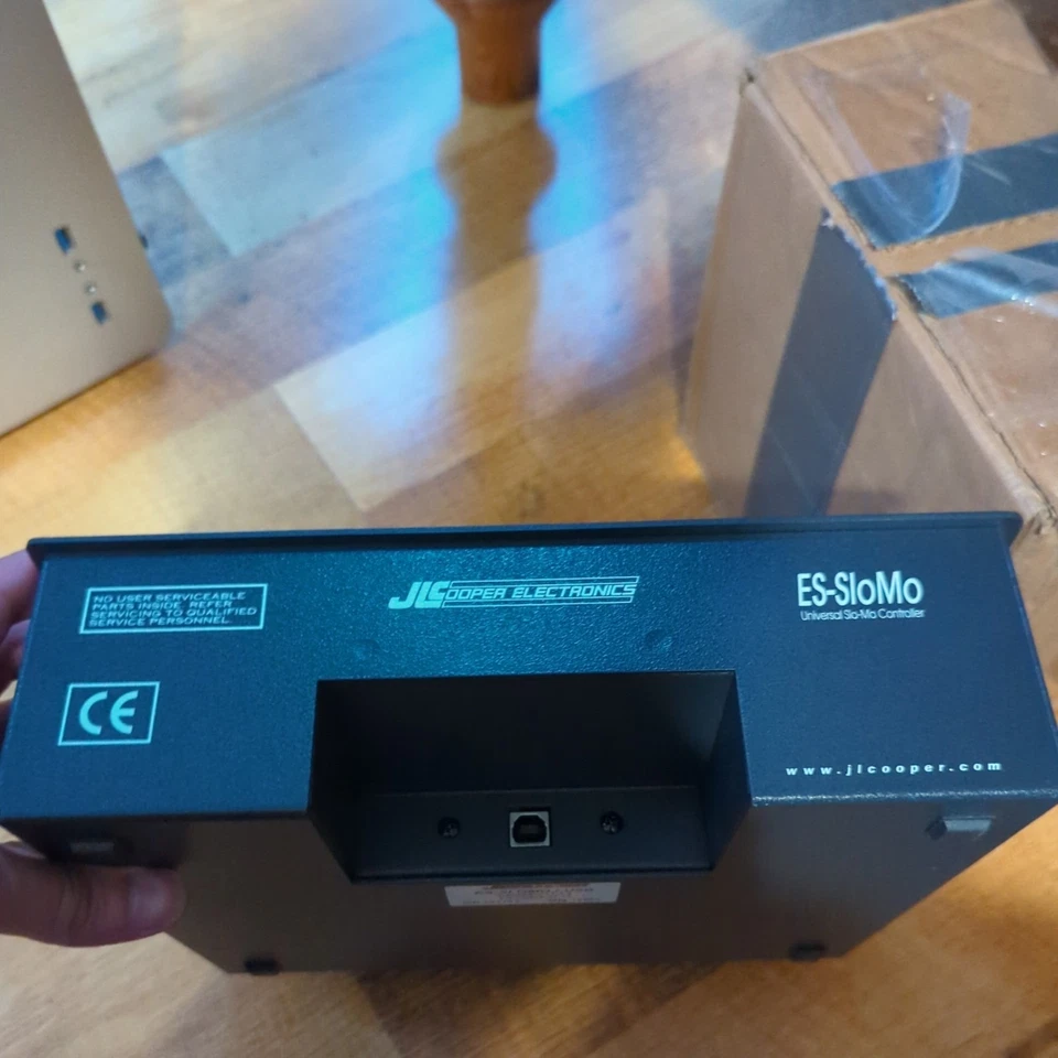 JL Cooper SloMo Pro Replay Controller for Blackmagic Hyperdeck and AJA Ki Pro - Image 3 of 3