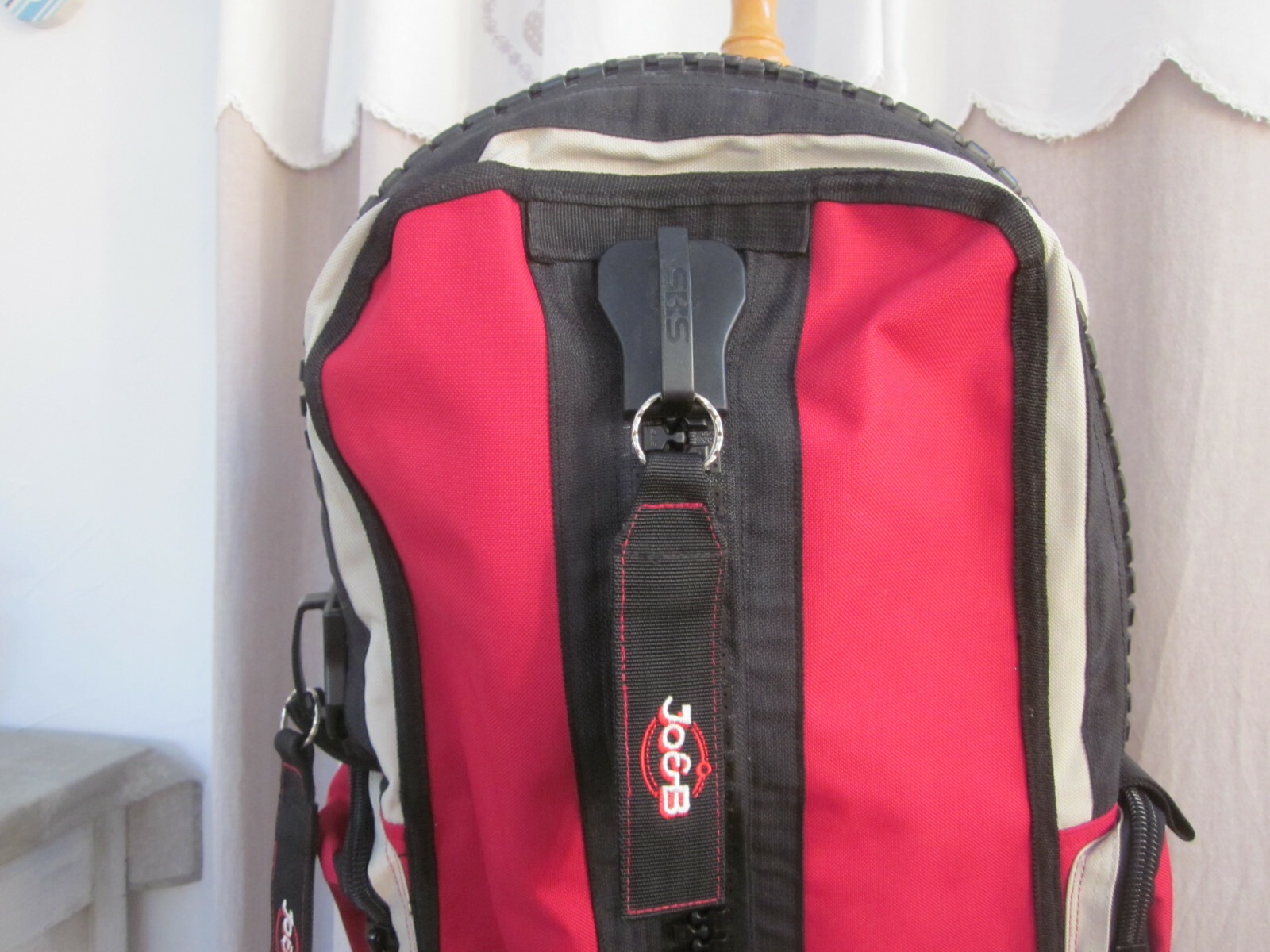 Sac à dos Jo & B étanche avec port USB de recharge pour voyageur