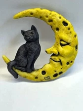 Harmony Kingdom Artst Neil Eyre Designs Black Cat Kitten Crescent Moon magnet v2